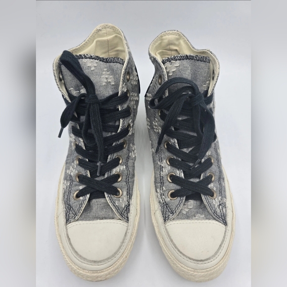 Converse Chuck Taylor Gray High Top Sneakers | Men’s 7 / Women’s 9 - Picture 4 of 8